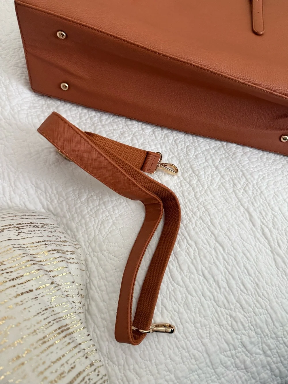 Women's Leather laptop Tote Bag in Brown